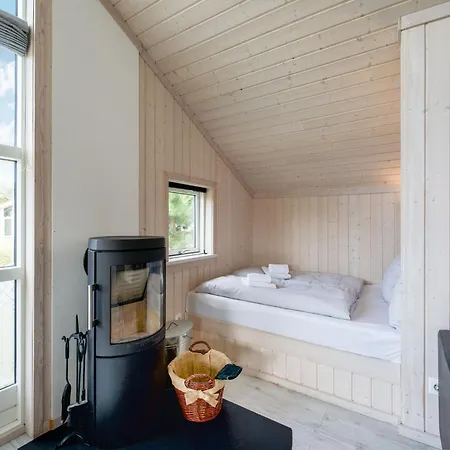 Geraeumiges Spa-retreat Fuer 8 Personen Lägenhet Großenbrode