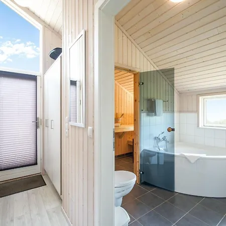 Geraeumiges Spa-retreat Fuer 8 Personen شقة Großenbrode