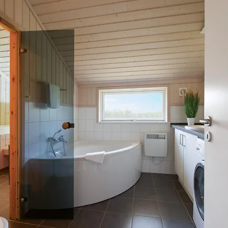 Lägenhet Geraeumiges Spa-retreat Fuer 8 Personen Großenbrode
